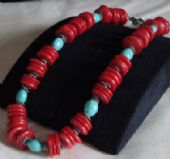 RED CORAL DISC AND TURQUISE BEAD CHOKER